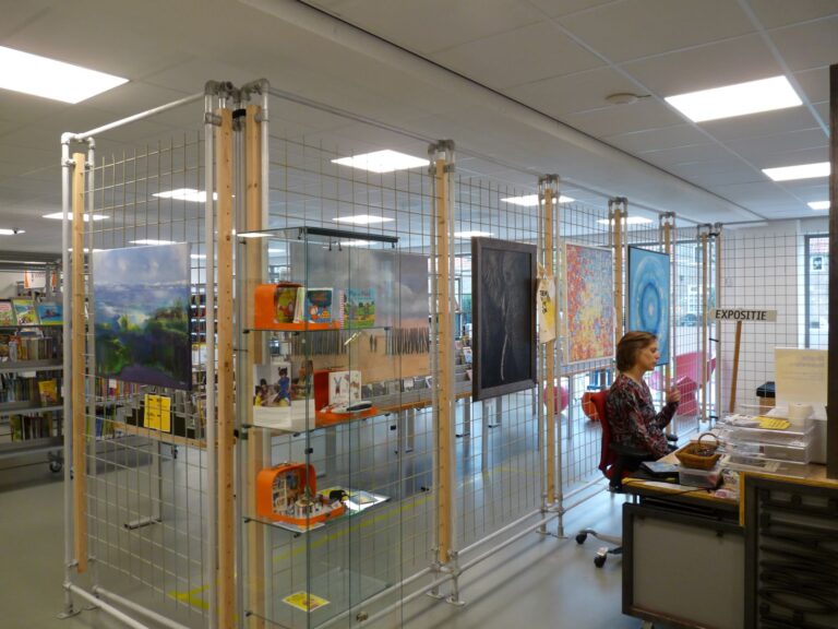Expositie ‘Met z’n allen XXI’ in de Bibliotheek