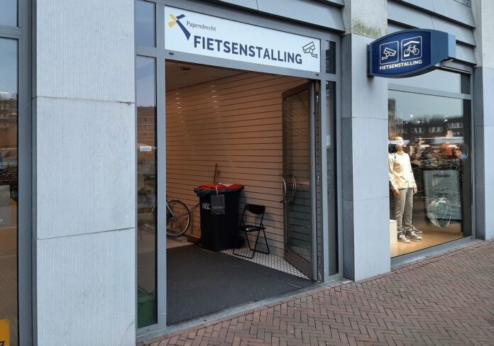 fietsenstalling overdekt
