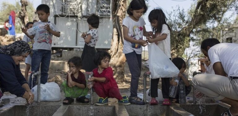 Stichting zamelt luiers in voor kinderen op Lesbos