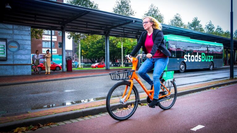 Qbuzz haalt deelfietsen naar de Drechtsteden