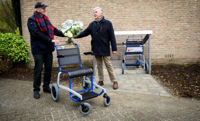 Gratis rolstoel te leen op de begraafplaats