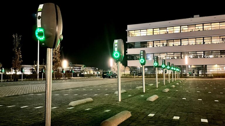 Boskalis: grote laadfaciliteit elektrische voertuigen