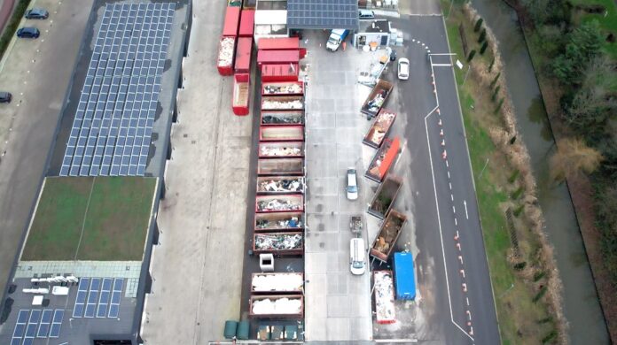 dronefoto afvalbrengstation