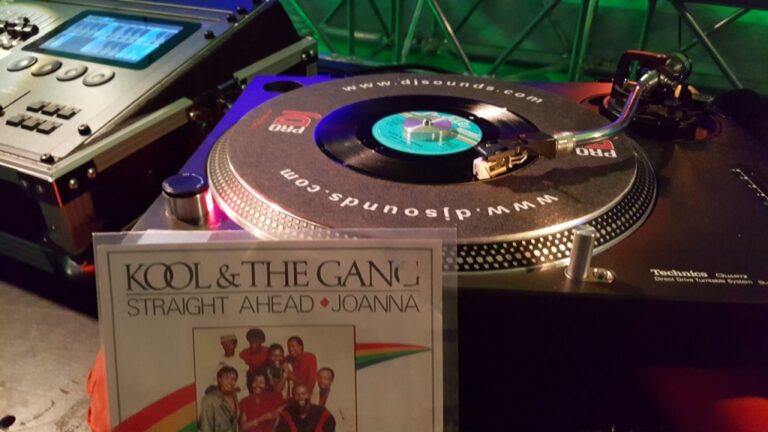 Eindelijk: Back to Vinyl!