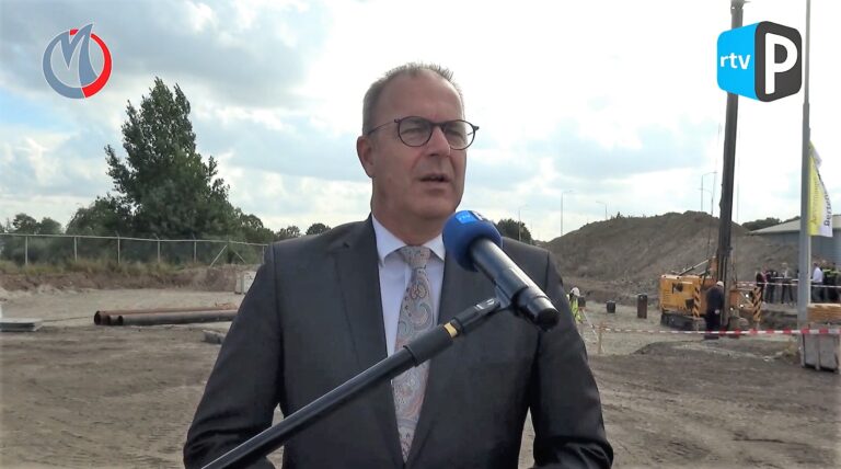 Ablasserdams burgemeester Jaap Paans neemt ontslag, onder meer vanwege liefdesrelatie