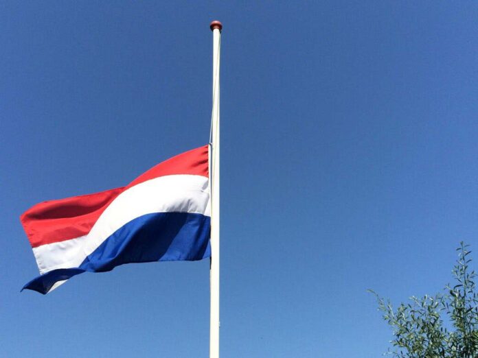 vlag-halfstok