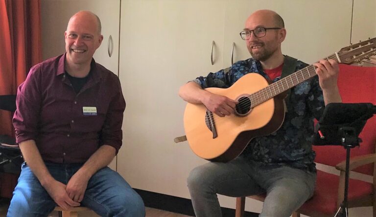 Alzheimercafé: Kracht van muziek bij mensen met dementie
