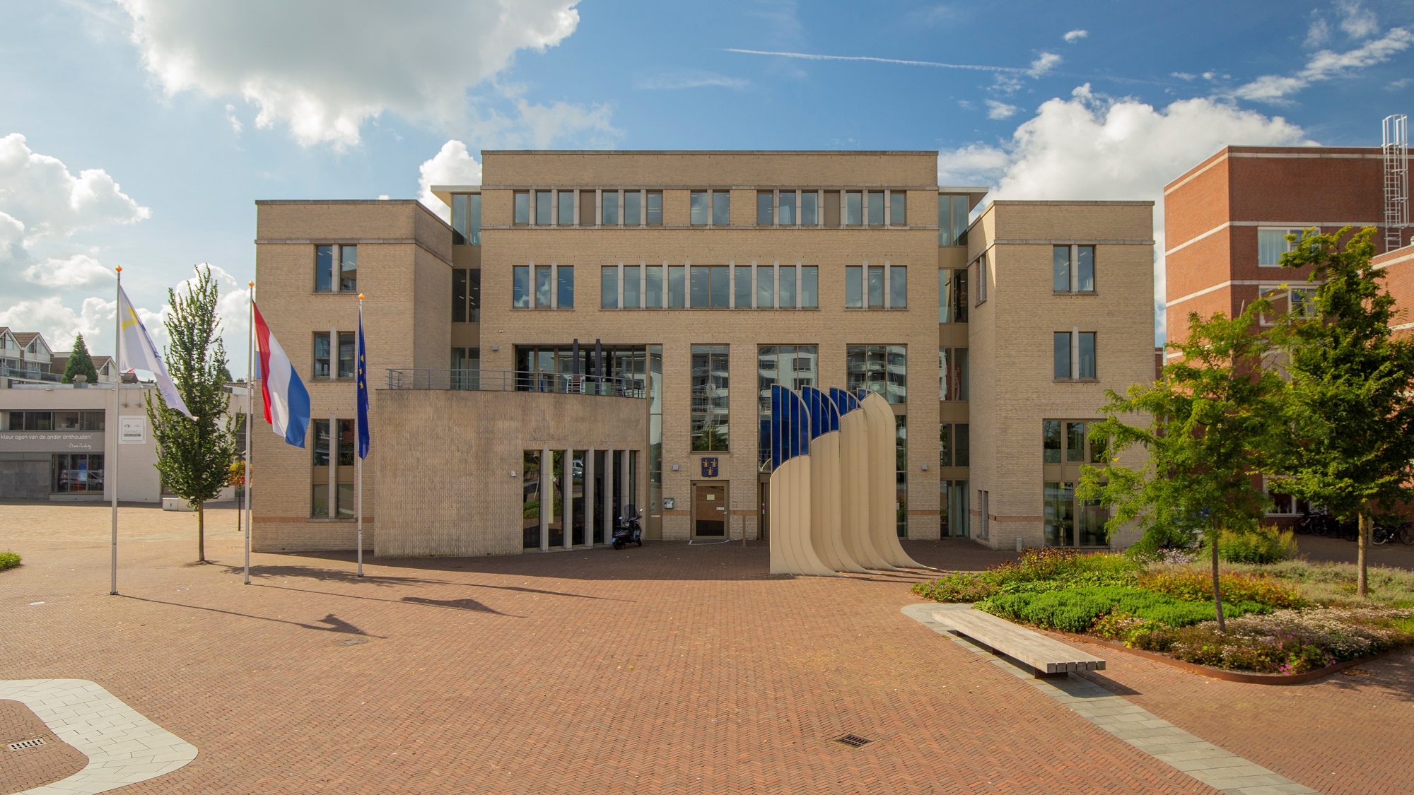 Papendrechtse partijen zetten verkiezingscampagnes tijdelijk stop