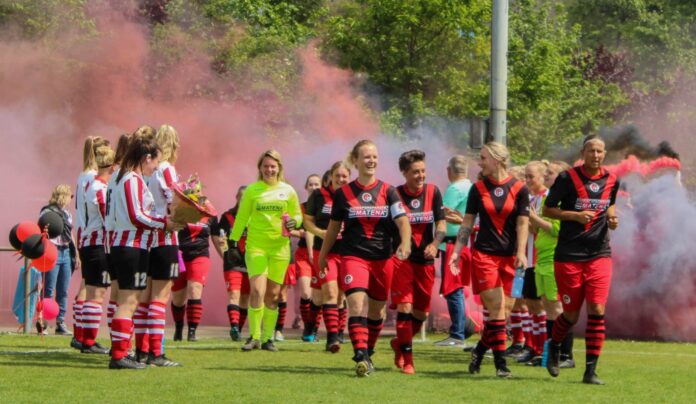 Papendrecht VR1 feest