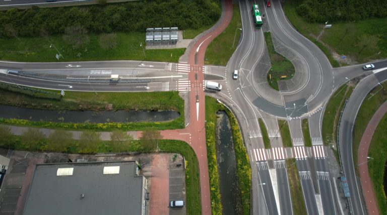 Lampen kluifrotonde BK-weg worden vernieuwd