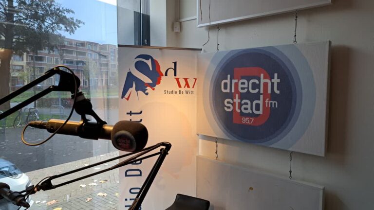 Studio de Witt na een halfuur uit de lucht door technische storing
