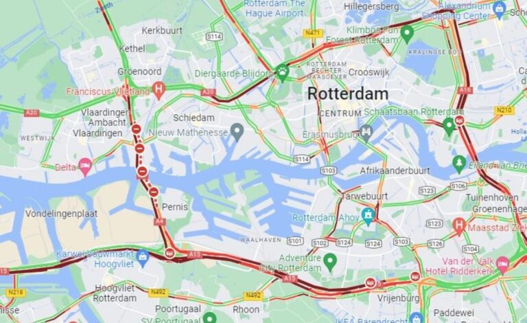 Muurvaste files rondom Rotterdam door ongelukken