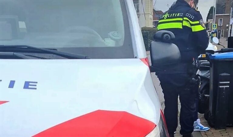 Bestuurster bromfiets krijgt twee bonnen