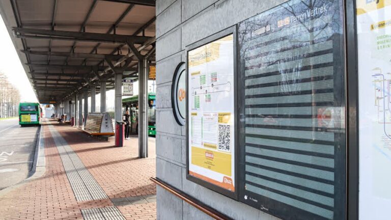 Dinsdag eerste van 15 stakingsdagen streekvervoer