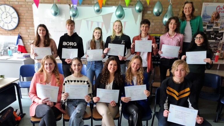 Leerlingen De Lage Waard ontvangen DELF-diploma