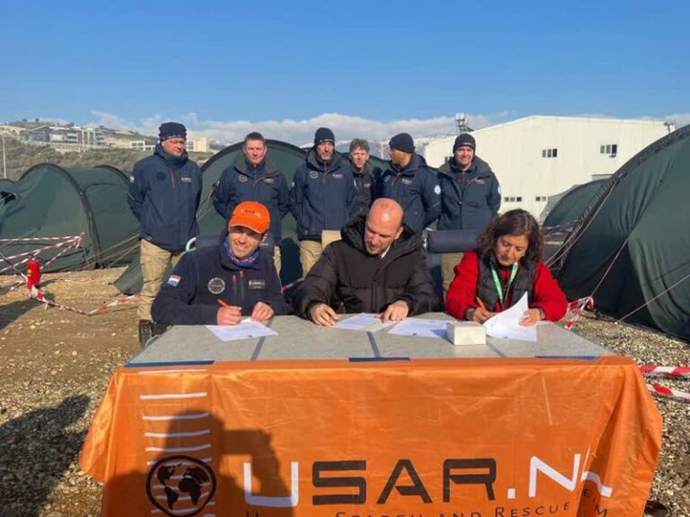 USAR-team keert terug uit rampgebied Turkije: 12 mensen gered