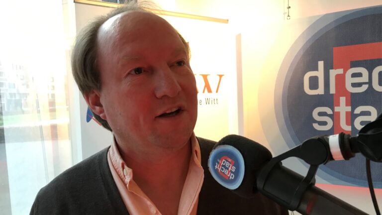 Hein van der Loo blikt terug op burgemeesterschap Zwijndrecht