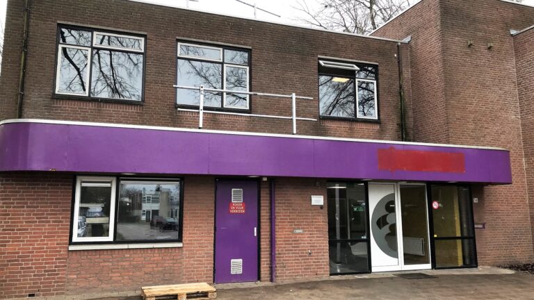 Politie rukt uit voor vechtpartij in Seringenstraat; ruzie al gesust
