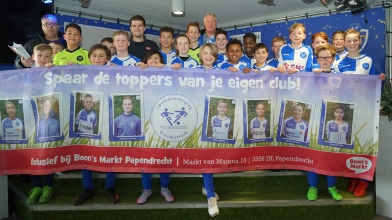Voetbalplaatjes van Drechtstreek sparen
