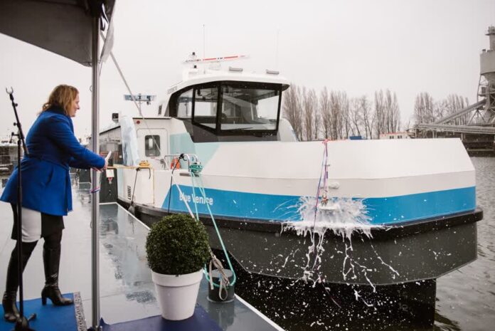 waterbus doop romy vd boogaart rtvd