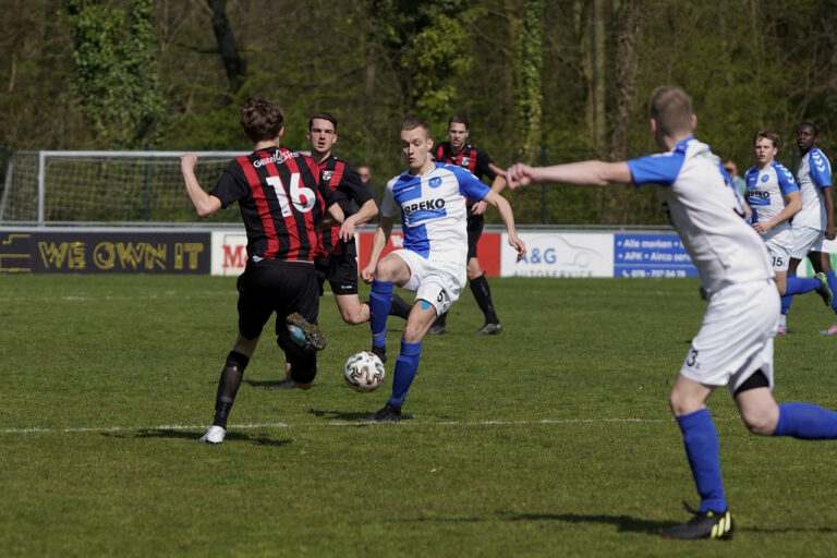 Drechtstreek verder in de beker