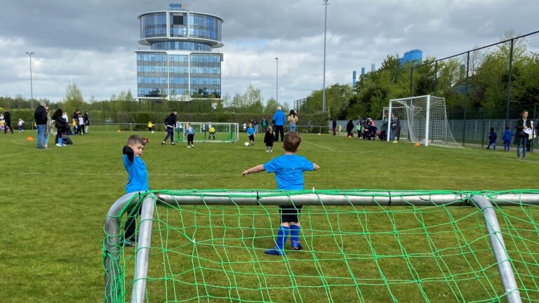 VV Papendrecht organiseert geslaagd schoolvoetbaltoernooi