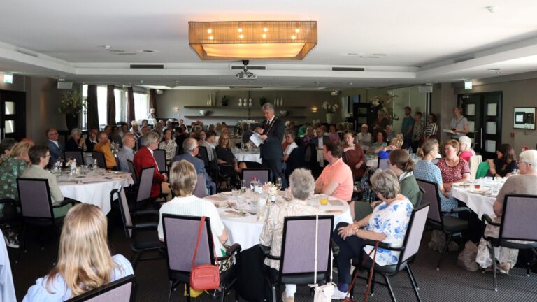 Hospice De Cirkel waardeert haar vrijwilligers tijdens jaarlijkse lunch