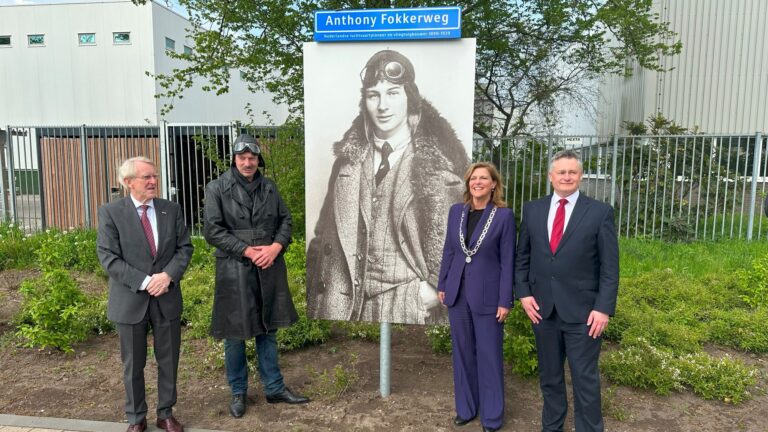 Industrieweg heet nu Anthony Fokkerweg