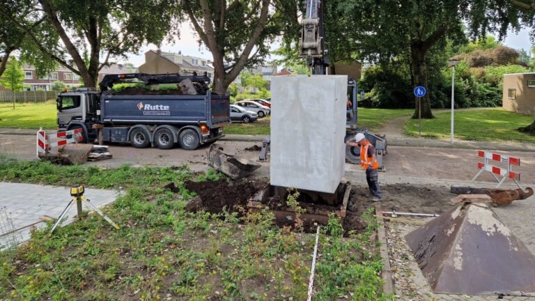 Ondergrondse afvalcontainers voor nieuwe afvalinzameling nu ook in Westpolder