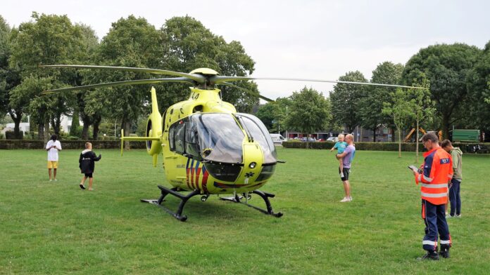 traumahelikopter vondelpark steenis