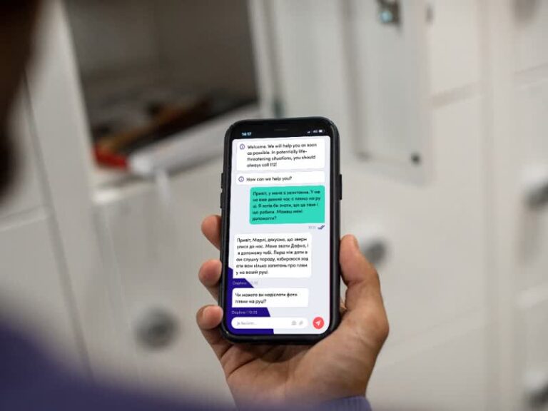 Vluchtelingen kunnen nu bellen in eigen taal met huisarts