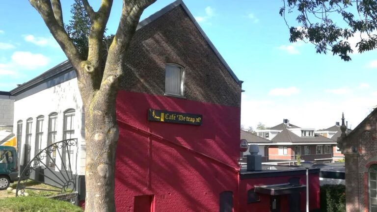 Café De Trap Af is 40 jaar