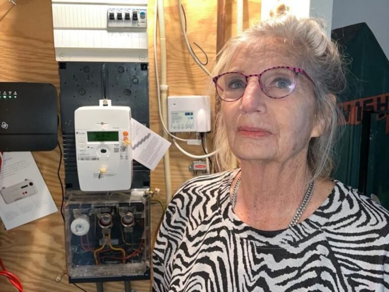 Nel (80) plaatst een slimme meter en verbruikt ineens voor ruim 500.000 euro stroom in een maand