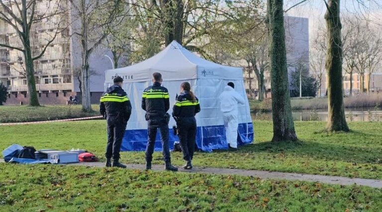 Lichaam van vrouw gevonden in Develpark in Zwijndrecht