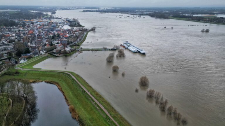 Hoogwater Duitsland komt met 100 km per dag onze kant op, wat zijn hier de gevolgen?
