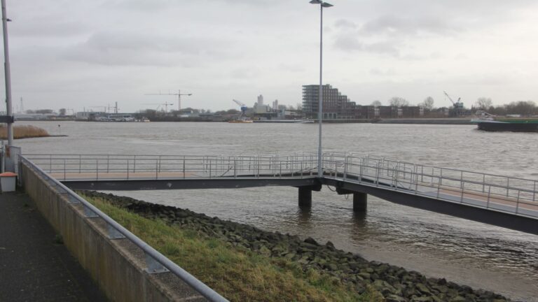 Waarom het grootste deel van onze regio nauwelijks last heeft van de hoge waterstanden