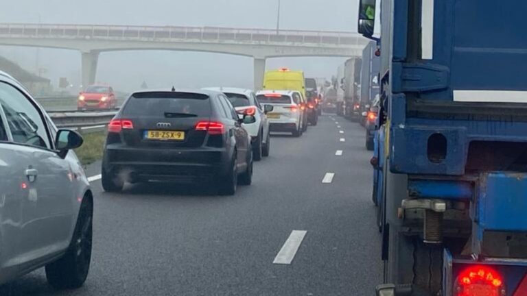 Zware ochtendspits door slecht weer