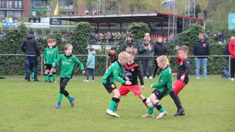 VV Papendrecht organiseert schoolveldvoetbal