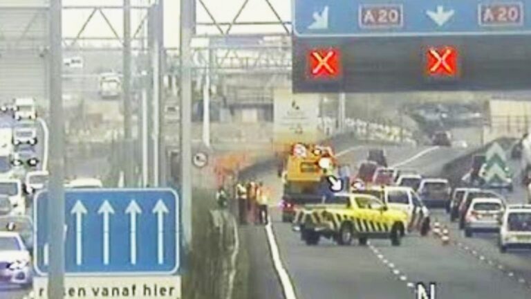 Enorme file door ongeval met motor