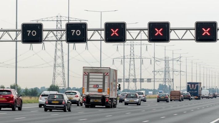 A16: gedeeltelijke nachtafsluitingen tussen Dordrecht en Moerdijk