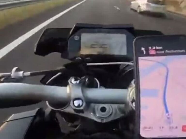 Taakstraf voor motorrijder die met 270 kilometer per uur over A16 scheurde