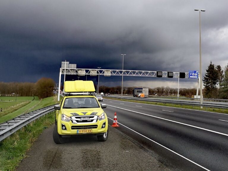 Stevige onweersbuien komen er aan, KNMI kondigt code geel aan