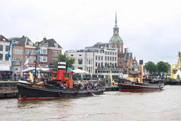 Bezoekers Dordt in Stoom komen ogen tekort: ‘Het is prachtig om te zien’