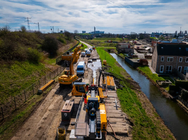 Verkeersomleidingen Sliedrecht-West door aanleg warmteleiding