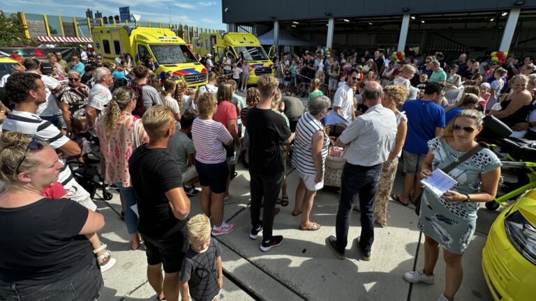 Veel belangstelling voor open dag Ambulancepost (nu met video)
