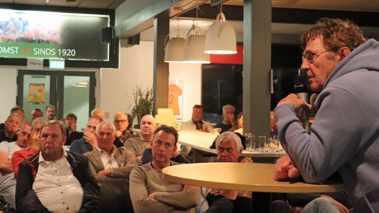 Willem van Hanegem is gast op VV Papendrecht sponsoravond