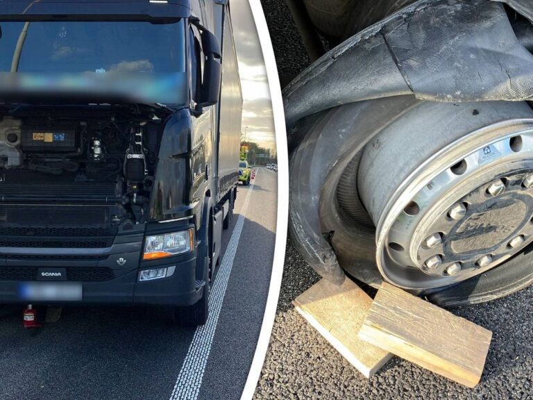 Vrachtwagen krijgt klapband op A15, meer dan uur vertraging