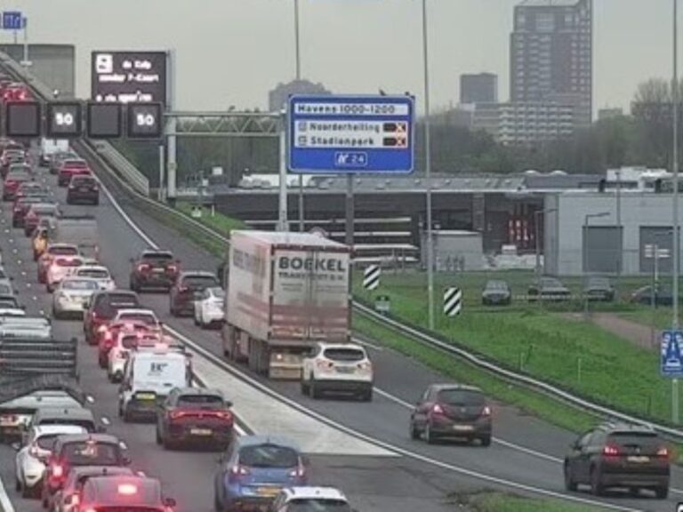 Verkeersdrukte bij Rotterdam vanwege Feijenoord-Ajax