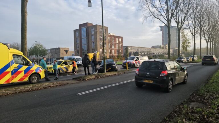 Eenzijdig ongeval op de Groenezoom in Dordrecht