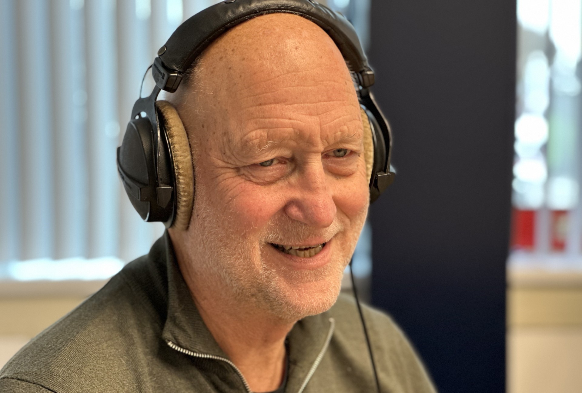 Directeur Trivire woningcorporatie te gast in Studio de Witt